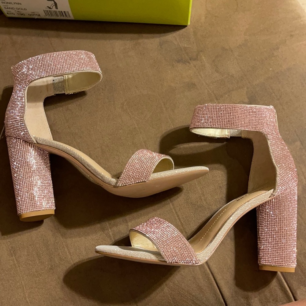 Gianni Bini Ronilynn Heels